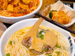 -蒙自源米线大王(东方宝泰店)