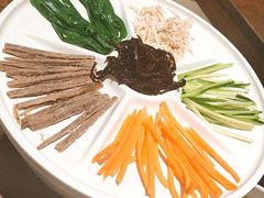 鸡丝凉米线-云海肴·汽锅鸡·云南菜(美罗城店)