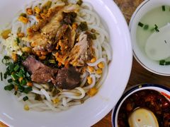 -牛八宝桂林米粉(八里庄店)