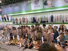 -潮童星少儿模特时尚中心(黄浦博荟广场店)