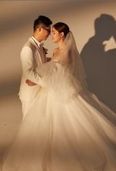 点击看大图 -挪娅婚纱摄影皇家会所
