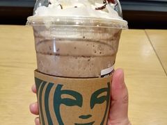 -星巴克臻选(华堂·新辰汇店)