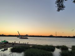 -铁路江上俱乐部