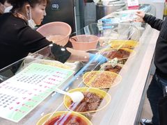 -中东大市场美食城