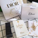Dior邀你免费玩耍