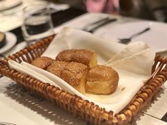餐前面包佐酱-西堤厚牛排(王府井店)