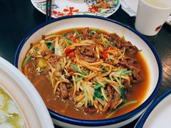 -臻吃客主题餐厅(人民路店)