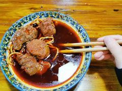 腱子肉-蒋六十八梯眼镜面(狮子坪店)