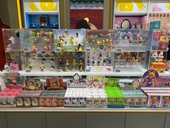 -泡泡玛特POPMART(凯德大峡谷店)