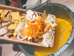 -野·大山里野生菌石锅土鸡(益田假日店)