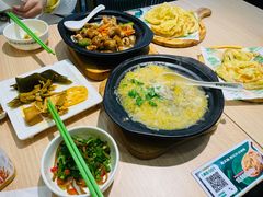 -康文福葱花饼砂锅铺(大奥莱店)