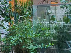 -洪小鹏生活美学馆(领SHOW天地店)