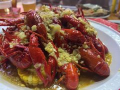经典蒜香小龙虾-阿青龙虾·烧烤大排档(湖里万达店)
