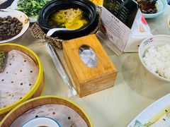 -七的湖·晚芳亭·阳澄湖农家菜·大闸蟹(莲花岛店)