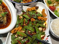 -百味地锅鸡(二店·财校分店)