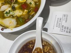 -渝是乎川渝小炒(新世界百货望京店)