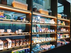 零售区-星巴克(北京西大望路温特莱店)