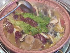-阿婆情腊排骨火锅(金虹路店)