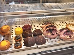 -好利来(上海虹桥新天地Lab主题店)