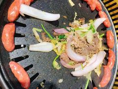 -牛鲜盛齐齐哈尔烤肉(曹路店)