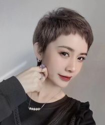 -+奈造型设计