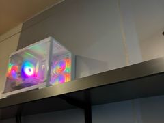 -嘻娱电竞·龙嘉兴(创业花园店)