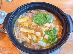 -菌海森林·非遗野生菌火锅(西山区滇池路摩根道店)