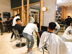 -HAIR HERE造型