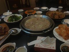 -老来福·非遗酸汤兔(凯旋路店)