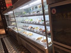 面包甜点陈列柜-宴秋杭州菜(锦艺城店)