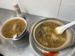 招牌海参花胶煲仔翅-添發碗仔翅美食
