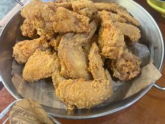 -BHC炸鸡(明洞总店)