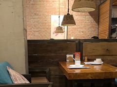 -苹果树下艺术餐厅(宋庄店)