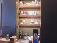 -星巴克(杭州湖滨银泰E区店)