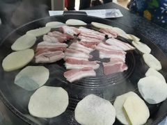 烤猪五花肉-海花锅盖烧烤店(怡馨家园店)