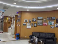 -雅悦齿科(顾村公园店)
