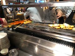 自助取餐区-怡咖啡海鲜自助餐厅(浦东香格里拉店)