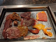-阪尚皇·原切牛排·烤肉火锅自助(北京路店)