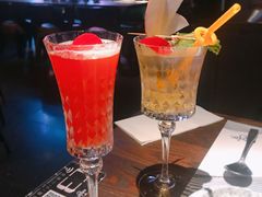 调酒师特调鸡尾酒-MOJO•湖景音乐餐厅•Bar(湖滨店)