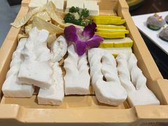 -滇釜火锅·能喝汤的火锅(车公庄店)