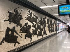 -体育场(地铁站)