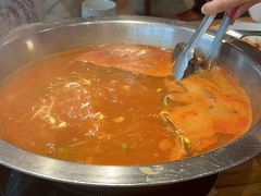 -野山舂·贵州现舂酸汤火锅(鸿通城店)