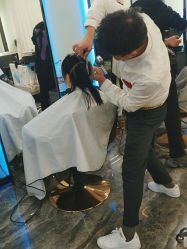 -BUTY HAIR 比帝专业烫染店