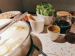 -花田里捞牛火锅(天润店)