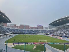 -裕彤国际体育中心