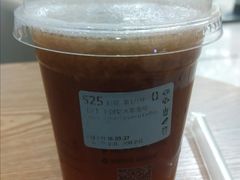 小别梨冰萃咖啡-瑞幸咖啡(岳家嘴地铁站店)