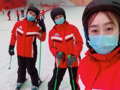 -哈尔滨热雪奇迹