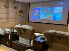 -新盈光·云会所(百丈东路店)