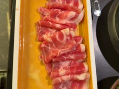 -钱小奴海鲜自助黑金店(杭州滨江龙湖店)
