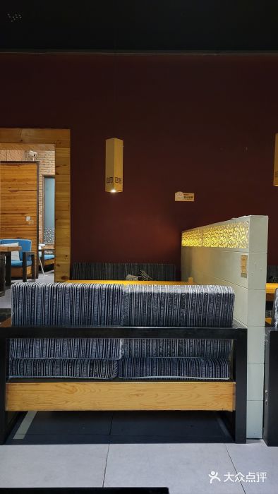 苹果树下艺术餐厅(宋庄店)图片